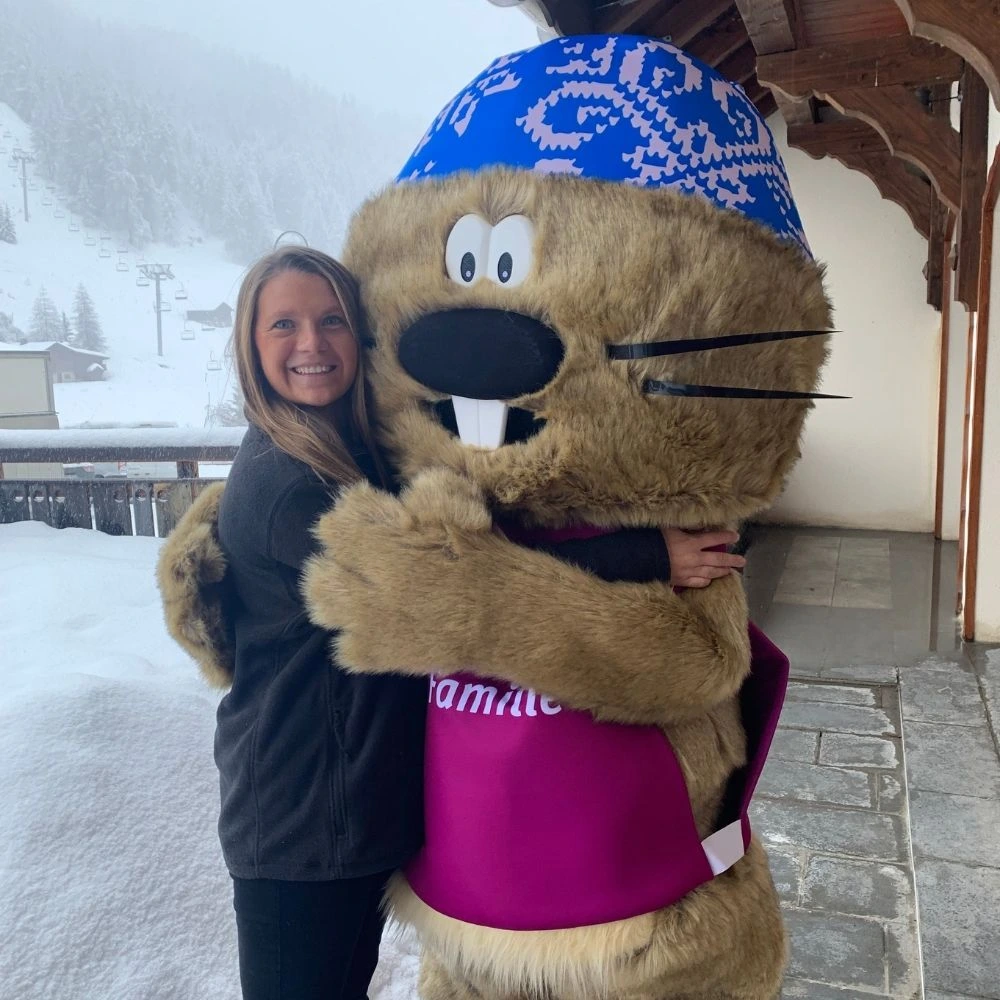 About Us - Ski Famille Katie Thompson