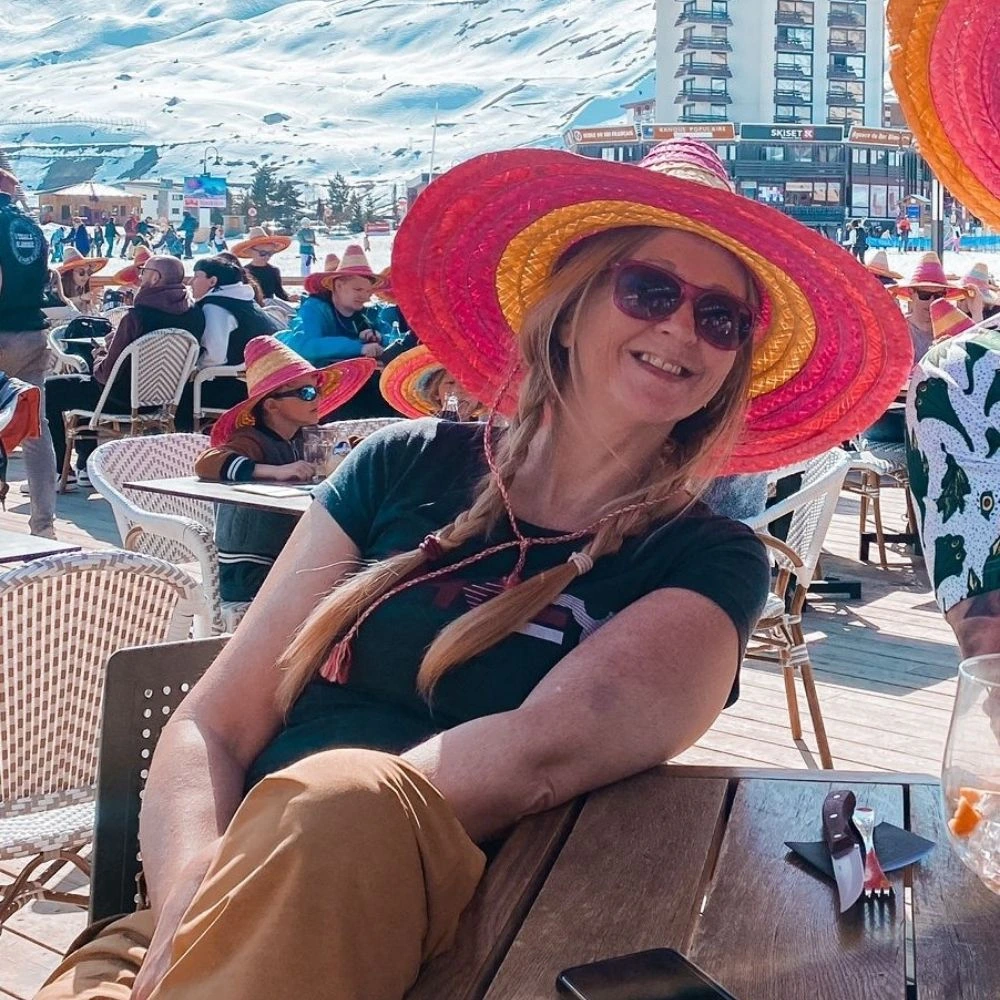 About Us - Ski Famille Anne Delahunty