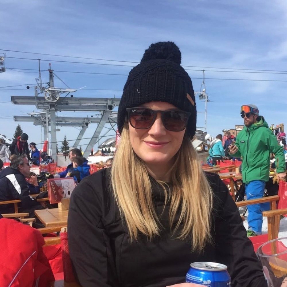 About Us - Ski Famille Michayla